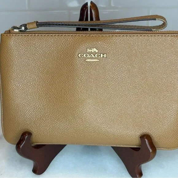 Coach Wristlet Bag Purse Leather Tan Designer Pouch Wallet