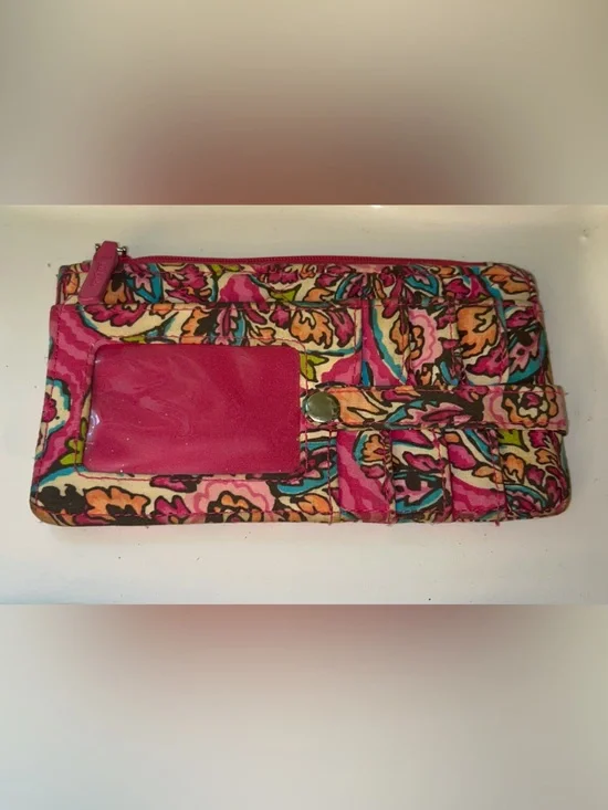 Vera Bradley Credit Card Change Purse in Sunburst Pink Paisley Pattern