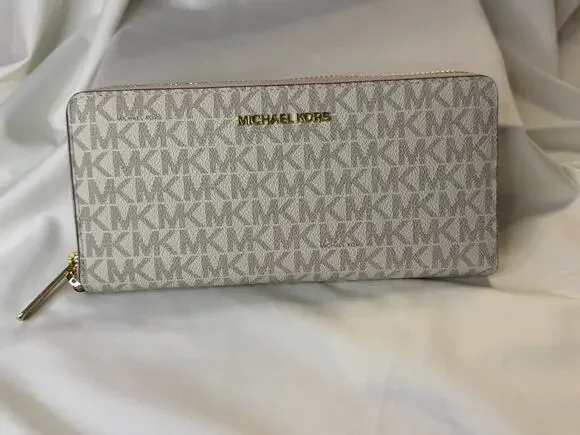 Michael Kors MK Logo Jet Set Zip-Around Wallet Travel Continental Wristlet Pink