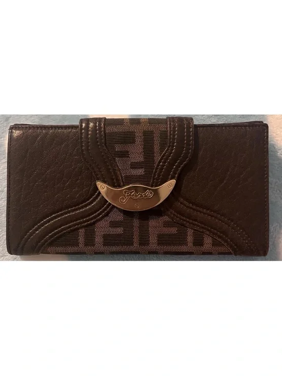 Fendi rare vintage design Brown Zucca Continental Wallet authentic with box