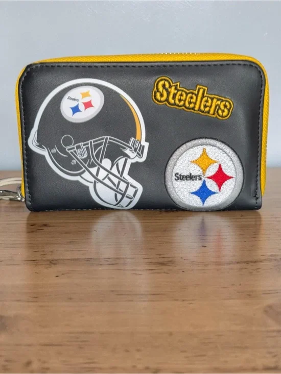 Loungefly NFL Black & Yellow Pittsburgh Steelers Zip Wallet