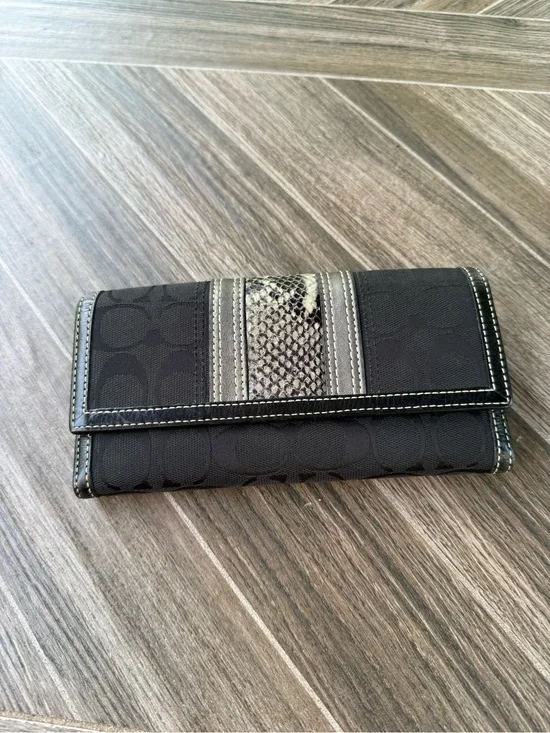 Coach Logo Black Tri-Fold Wallet with Snake-Print Center Stripe