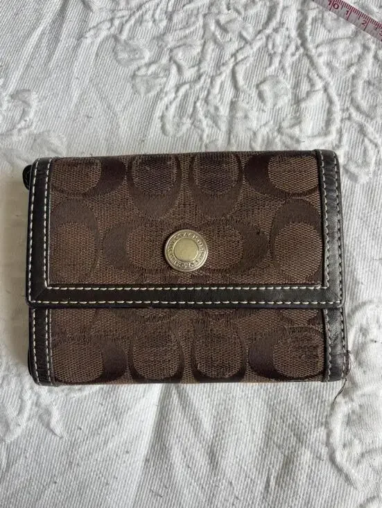 Coach Hampton signature compact wallet