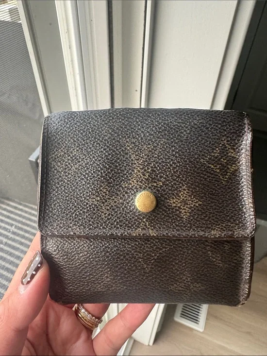 Louis Vuitton Monogram Elise Portefeuille Wallet Dark Brown