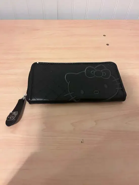 Vintage Y2K Hello Kitty Quilted Black Round Zip Long Wallet