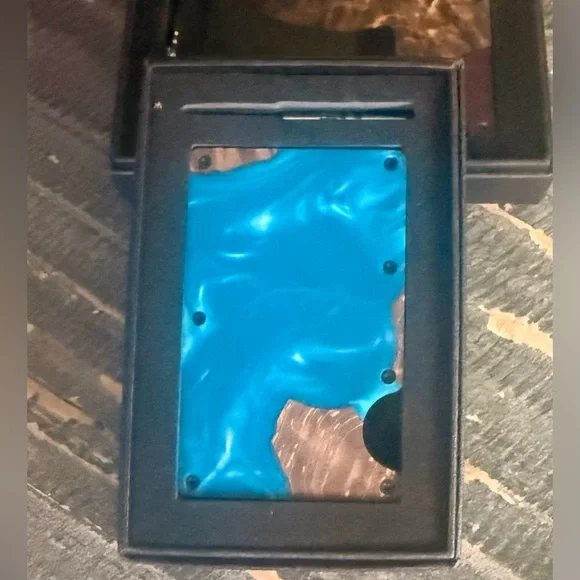 Light Blue Marble Card Wallet - Unbranded