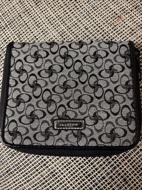 Rossetti Black & Gray Signature Print Zip Wallet