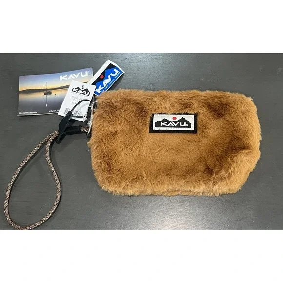 Kavu Plush Clutch Caramel Brown Fleece Zipper Wallet Pouch