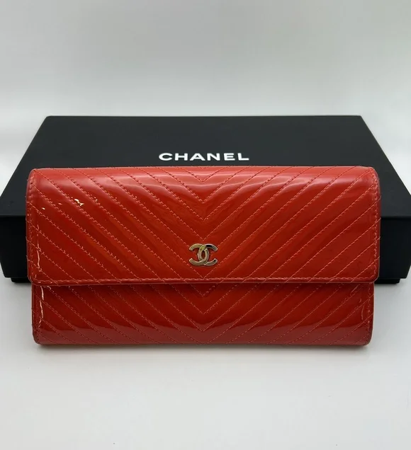 Chanel Long Wallet with COA , CC Logo, Chevron Paten Leather, Dust Bag & Box Red