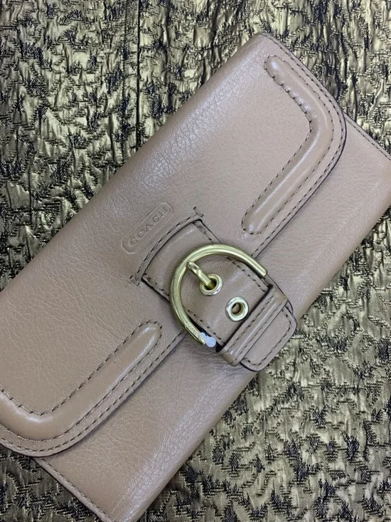 Coach Pebble Leather Buckle Wallet in Dusty Rose