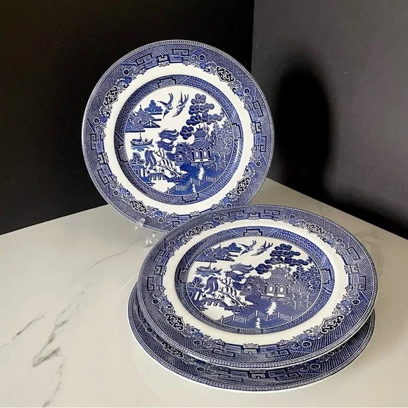 SET of 3 Blue Willow Dinner Plates - Johnson Brothers