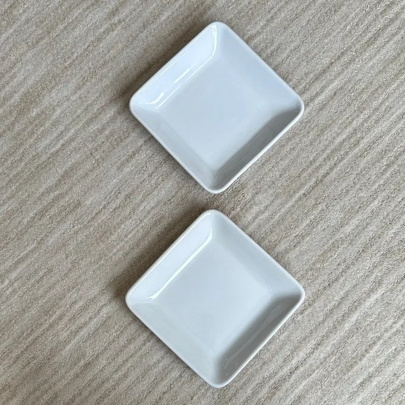 Set of 2 Pampered Chef Simple Additions Appetizer Salad Dessert Plates White 7”