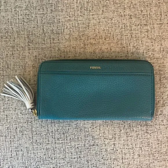 Fossil‎ Leather Zip Around Wallet Teal Tassel