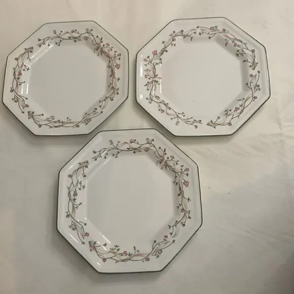 Johnson Bros 1981 Eternal Bean England Tableware 6 In Saucers Set 3 Appetizer