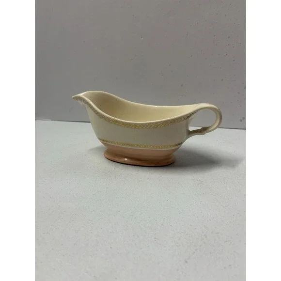 Limoges Coral Pink Candle Light Gravy Boat 22-K Gold Trim Made in‎ the USA