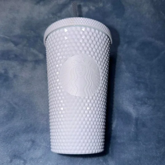 White Starbucks tumbler with straw 16 oz