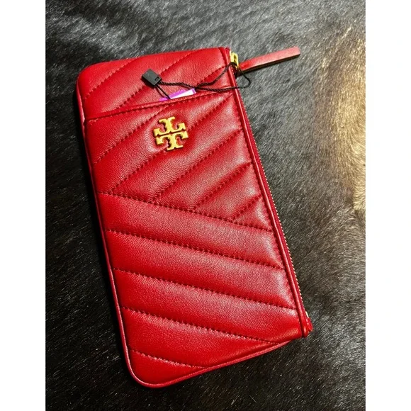 Tory Burch Kira Chevron Zip Slim Wallet Womens Red EUC Quilted Leather