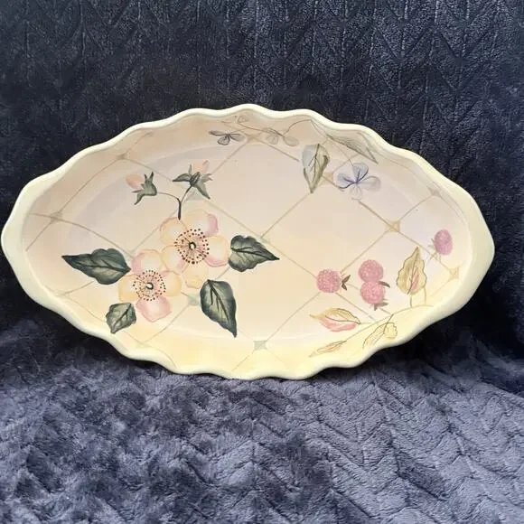 Tracy Porter The Evelyn Collection Oval Serving Dish Floral Berries 12 x 7 x 2