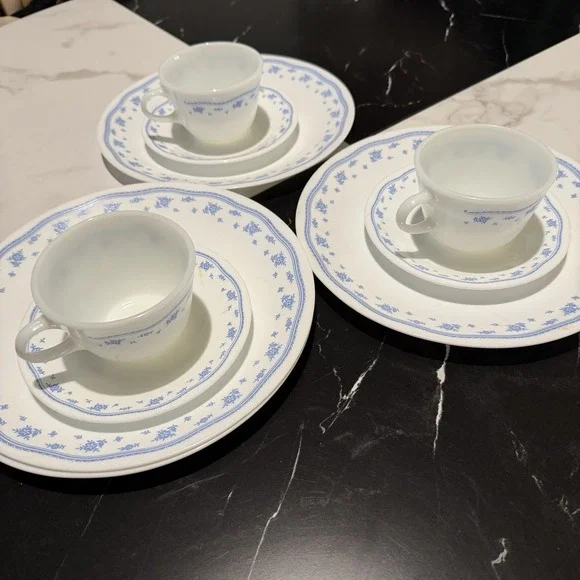 Corelle Morning Blue Pattern 10-Piece 1980s Discontinued Dinner Plates Tea Cup