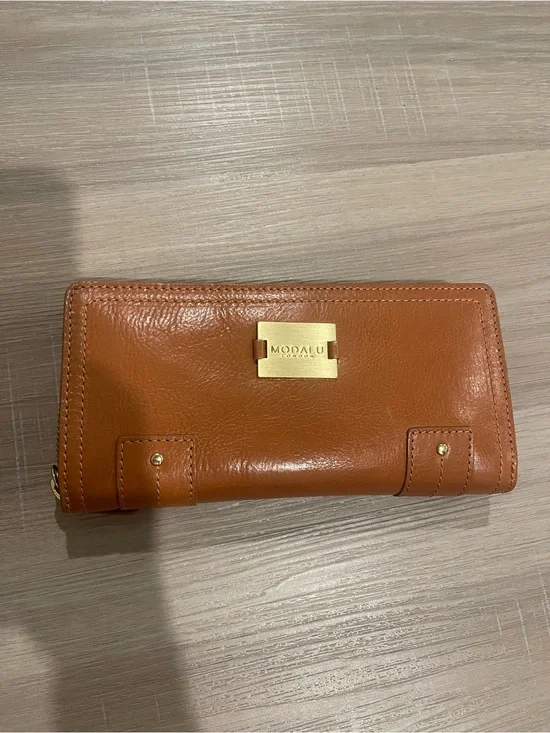 Modalu Tan Leather Continental Wallet