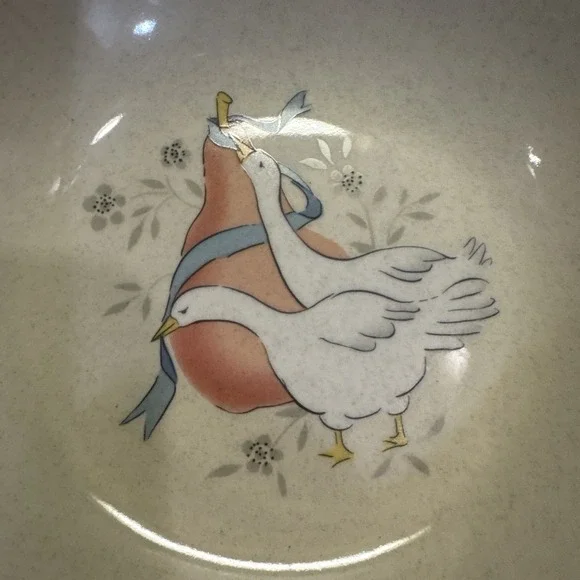 International Stoneware Serving Bowl Floral Border Goose/Duck Animal Theme