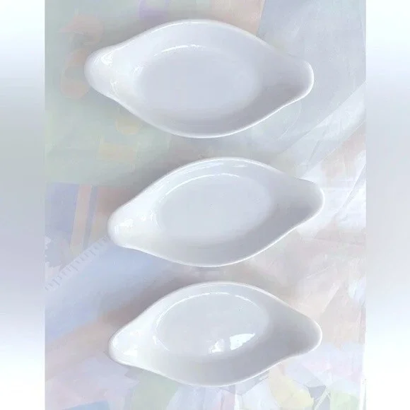 Crate & Barrel Small Oval Plate Portugal Made Set Of 3 White Fruit Pattern New