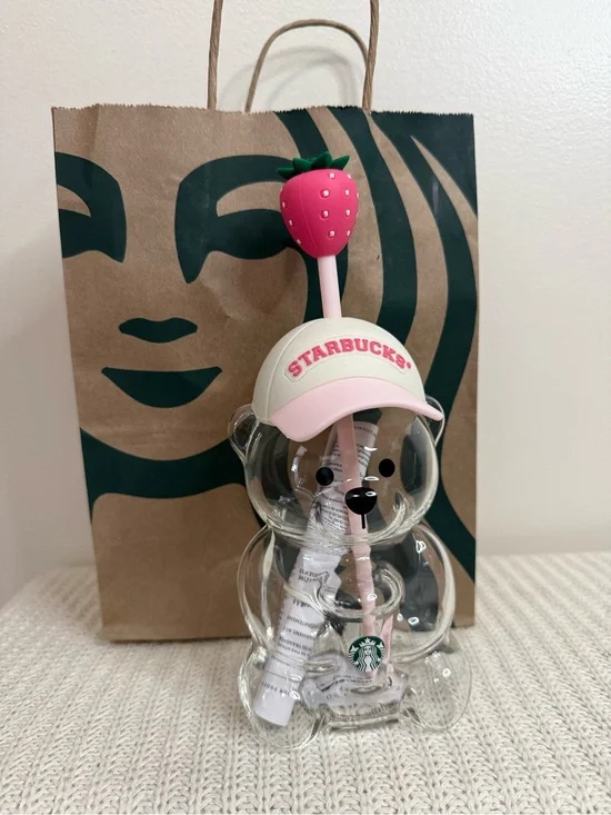 Starbucks NWT Clear Bear glass with Pink Strawberry Straw