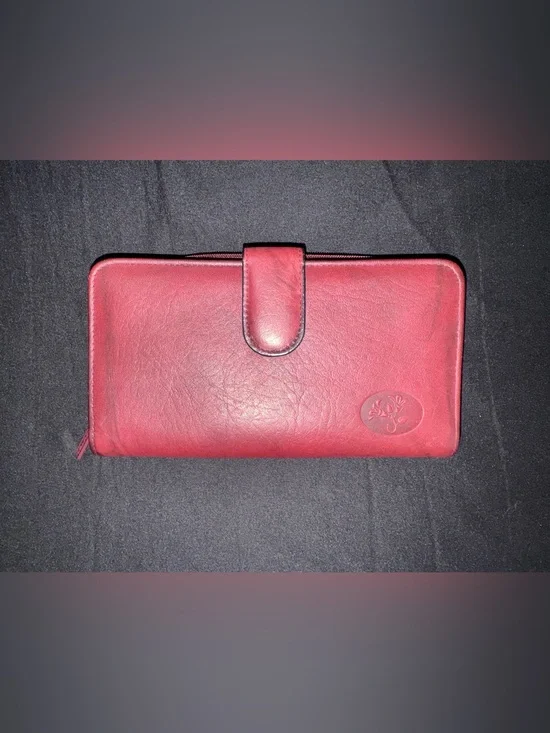 Buxton Red Leather Zip & Snap Wallet