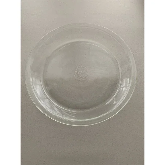 Vintage Pyrex 9 inch Pie Plate 209 *RARE*