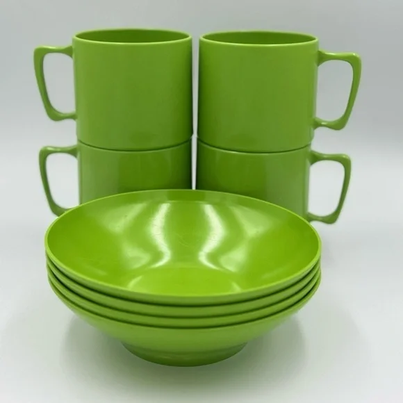 Vintage 8pc Lime Green Melamine Mid Century Bowls & Cups