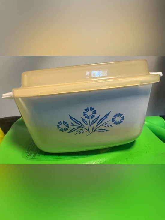 Corningware Blue Floral Cream White Casserole Dish with Lid