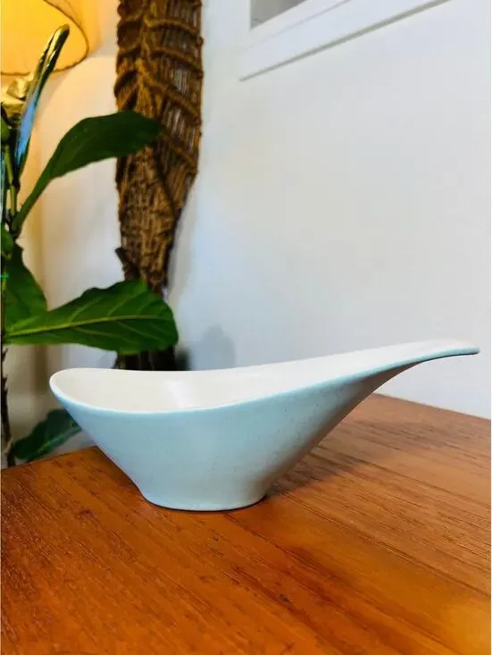 Vintage Mid Century Metlox Poppy Trails Del Rey Gravy Boat MCM Blue Speckled