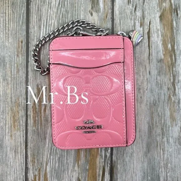 Coach Zip Card Case In Signature Leather With Heart Charm Wallet Bag