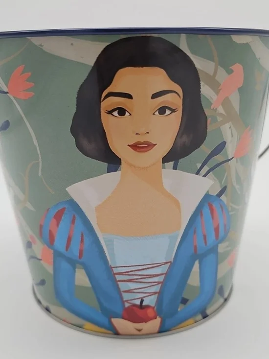DISNEY SNOW WHITE METAL POPCORN BUCKET