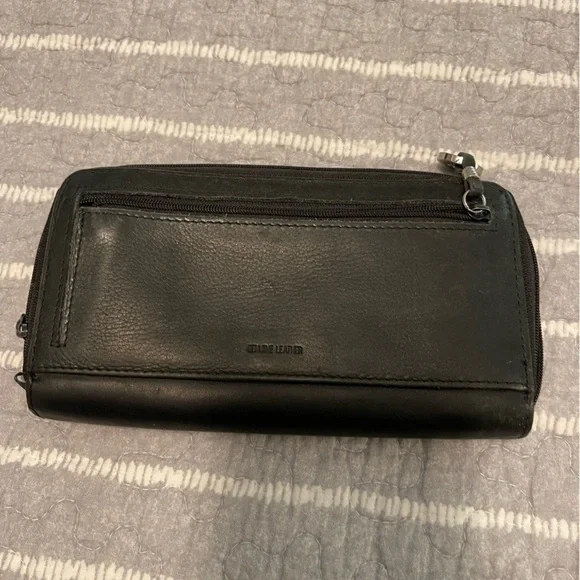 Vintage 90's Black Leather Long Zip Around Clutch Wallet