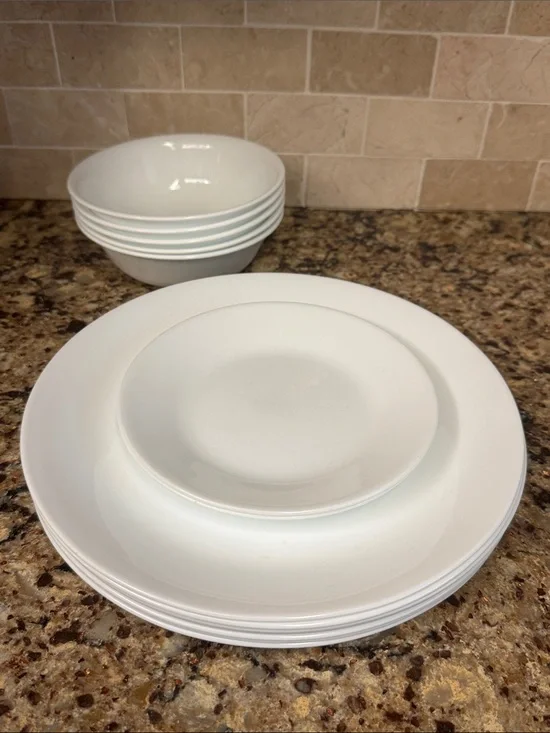 Corelle Winter Frost Assorted Dinnerware Plates Bowls Side Plates Set of 14