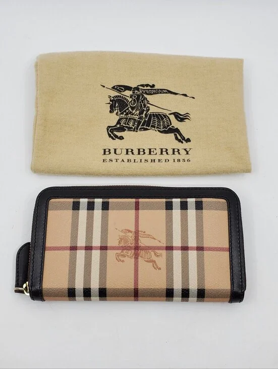Burberry Haymarket Check Zippy Wallet