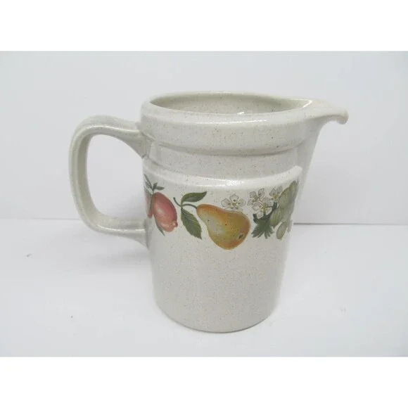Wedgwood Quince Vintage  4 1/8