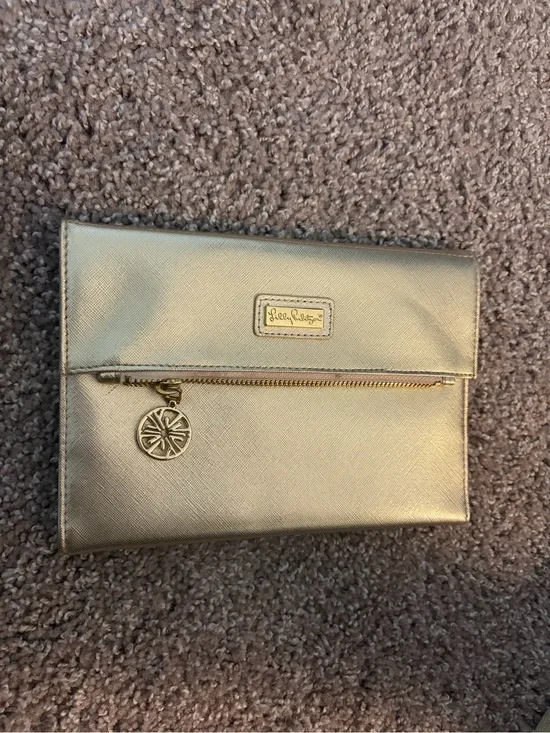 Lilly Pulitzer Women's Vegan Leather Gold Clutch Purse, Travel Wallet