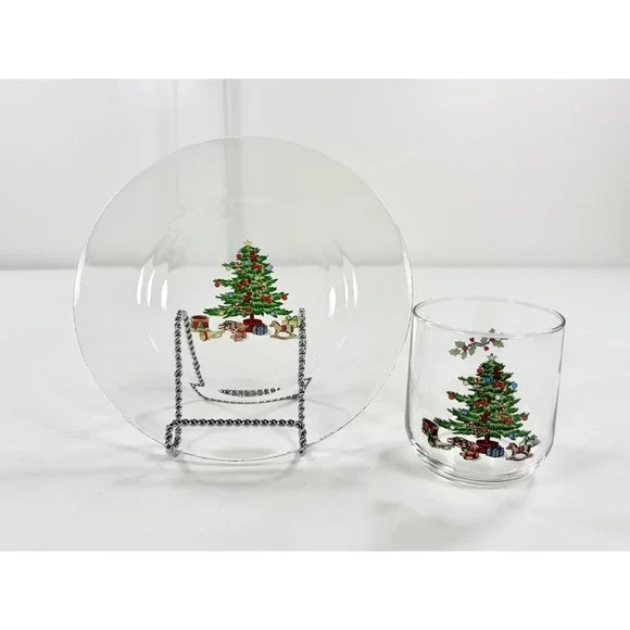 Vintage Arcoroc France Christmas Tree Milk and Cookies for Santa Glass Plate Set