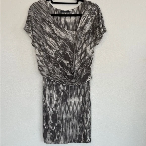 Velvet by Graham & Spencer • Gray & White Abstract Mini Dress, •  XS