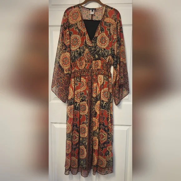 The Pyramid Collection Boho Fairy Maxi Dress With Draped Sleeves Size Small