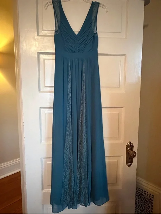 Teal V‑Neck Lace Inset Maxi Dress - BCBG