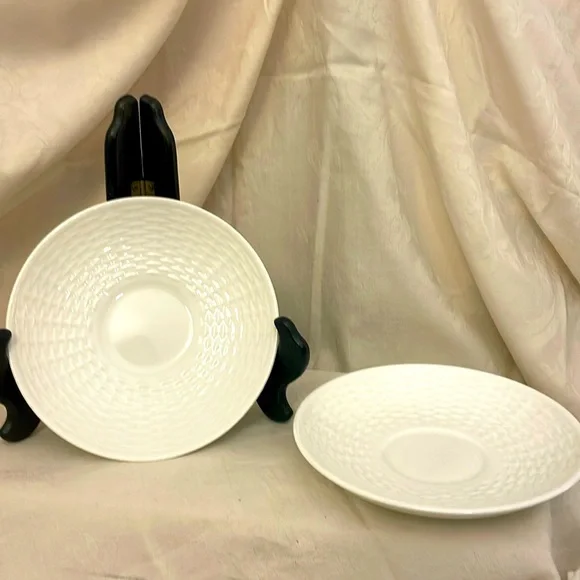 Wedgwood Nantucket basket pair of saucers