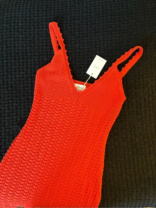 Aritzia Wilfred Red Crochet Tank Top