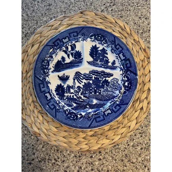 Vintage Moriyami Made In Japan Blue Willow Divided plate 10 1/4