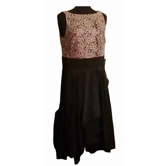 NWT $98 Women's Size 14 Macy's Sleeveless Layered  Dress Sequins‎ Bodice Bow Tie