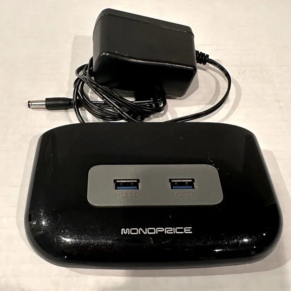 Monoprice 7-Port USB 3.0 Combo HUB Computer Cable Adaptor‎