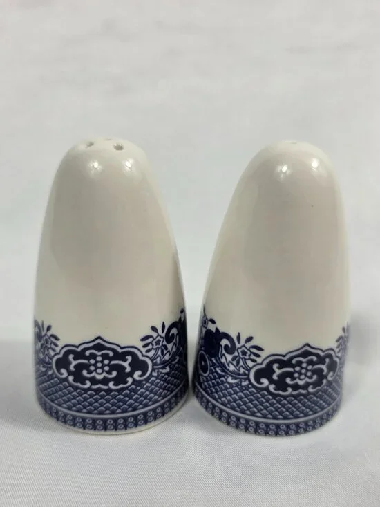 Churchill Willow Blue Salt & Pepper Shaker Set 1/5 Holes Georgian Shape England