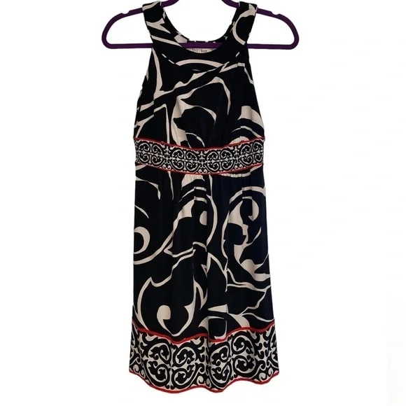 White House Black Market dress sleeveless crewneck knee length Size XSmall
